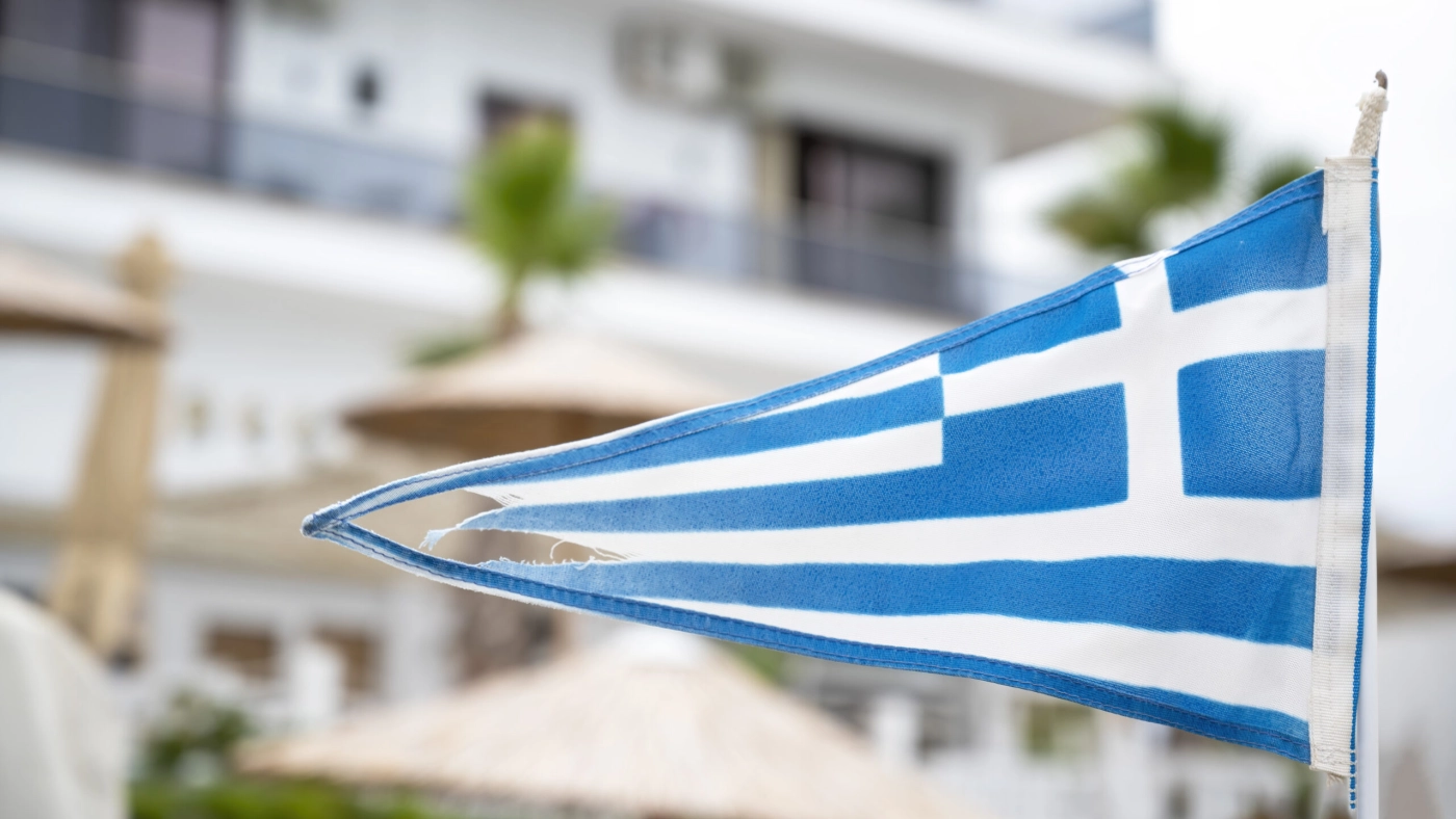 Greece Golden Visa Benefits: 10 Reasons Families Choose Greek Residency